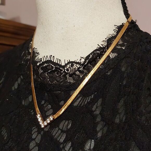 Vintage Signed KOREA Sparkly Rhinestone Crystals V Shaped Herringbone Necklace - Picture 2 of 8